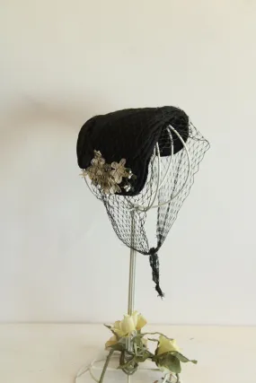 Vintage 1950s Black Curvette Hat With Birdcage Veil and White Flowers